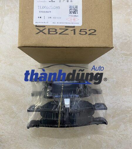 Front brake pad set Peugeot 3008