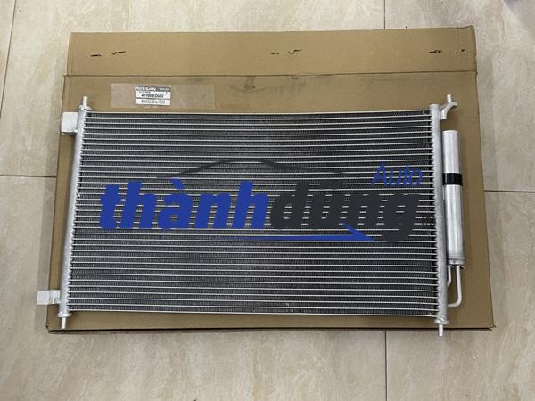 Condenser Nissan Livina 2008