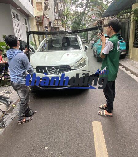 KÍNH CHẮN GIÓ TRƯỚC NISSAN QASHQAI 2016