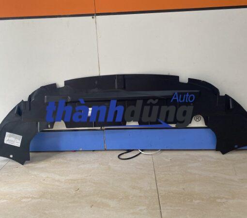 CHẮN BÙN GẦM MÁY TRƯỚC FORD FOCUS 2008