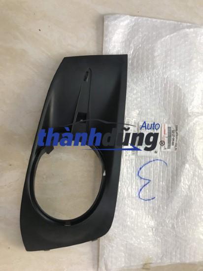 ỐP ĐÈN GẦM TOYOTA FORTUNER 2012-2015