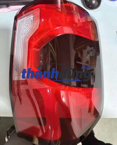 VỎ ĐÈN HẬU FORD RANGER 2022-2024