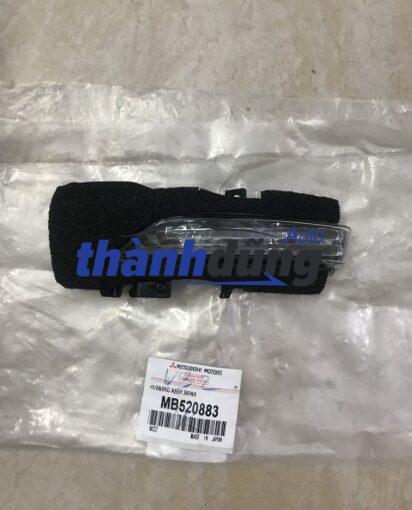 XI NHAN GƯƠNG MITSUBISHI TRITON 2023