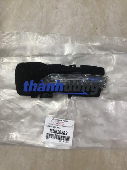 XI NHAN GƯƠNG MITSUBISHI TRITON 2023