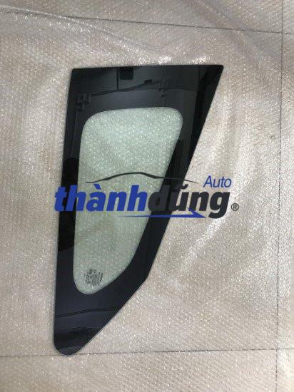 KÍNH HÔNG SAU TOYOTA RUSH 2023