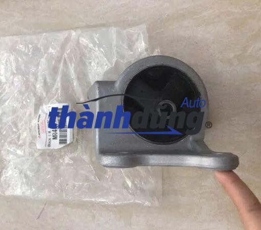 CHÂN MÁY HỘP SỐ MITSUBISHI LANCER GALA 2003 | MR403670