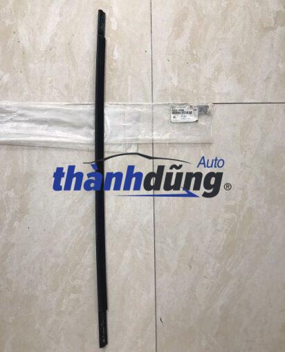 NẸP CHÂN KÍNH HYUNDAI ACCENT 2013 | 822201R000