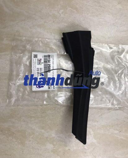ỐP CHÂN KÍNH CHẮN GIÓ HYUNDAI TUCSON 2011 | 861542S000
