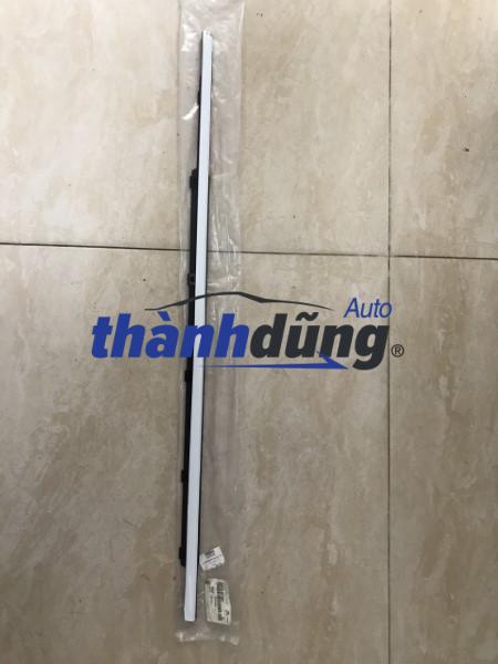 NẸP CHÂN KÍNH HYNDAI SANTAFE 2021
