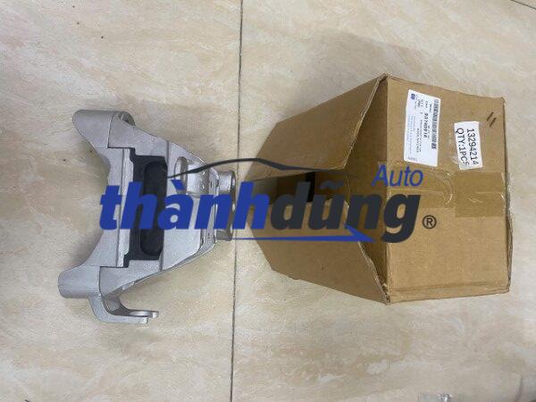 CHÂN MÁY TRƯỚC PHẢI CHEVROLET CRUZE 2011