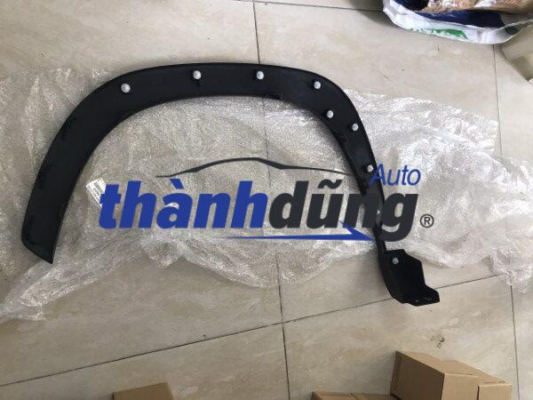 ỐP CUA LỐP TOYOTA CROSS 2022