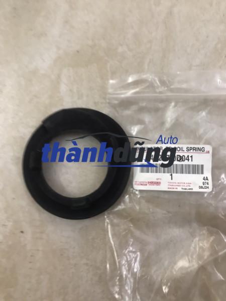 ĐỆM LÒ XO GIẢM XÓC TRÊN TOYOTA VIOS