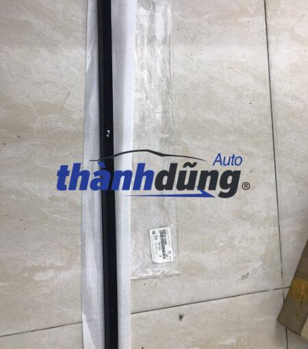 NẸP CHÂN KÍNH HYUNDAI GETZ 2006