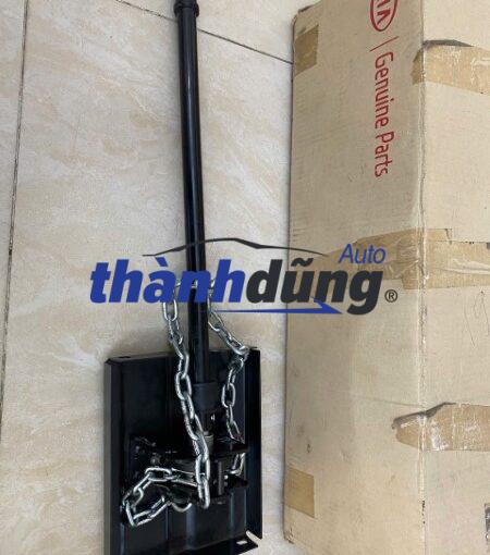 TREO LỐP DỰ PHÒNG KIA K2700
