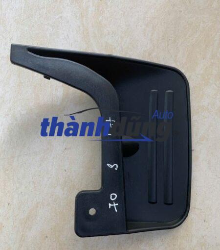 CHẮN BÙN BÁNH HYUNDAI STAREX 2008