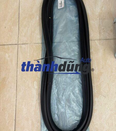 GIOĂNG CỐP SAU TOYOTA INNOVA 2007 | 678810K020