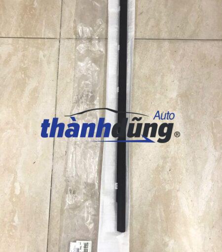 NẸP CHÂN KÍNH HYUNDAI AVANTE 2007 | 822102H000