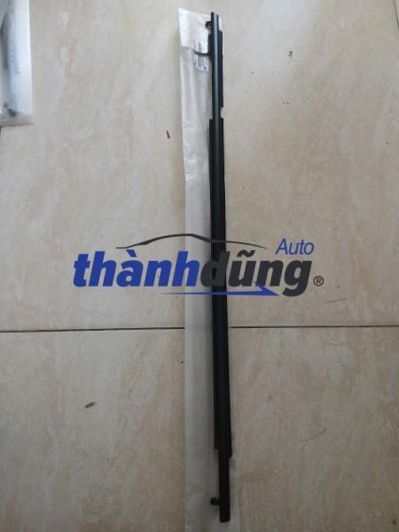 NẸP CHÂN KÍNH TOYOTA LAND CRUISER | 7572160072