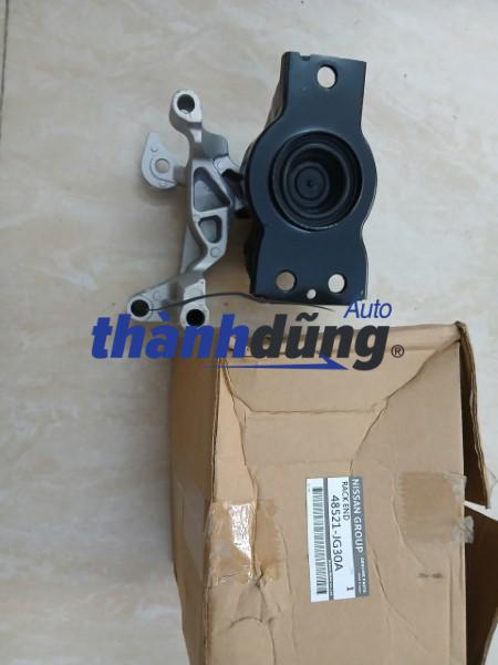 CHÂN MÁY PHẢI NISSAN QASHQAI 2007 | 11210JD21B