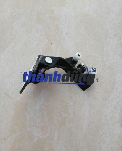 BẢN LỀ CÁNH CỬA GIỮA DONGBEN X30 2021-2023 | 6206300-B01
