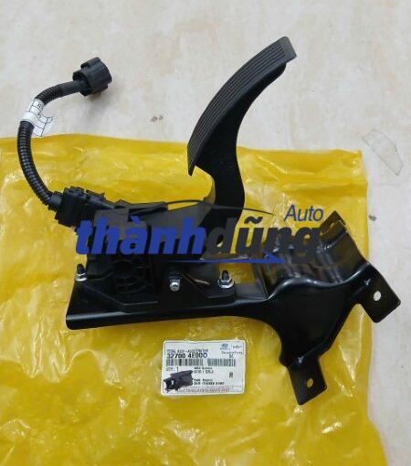 BÀN ĐẠP CHÂN GA XE KIA BONGO 3 2010 | 327004E000