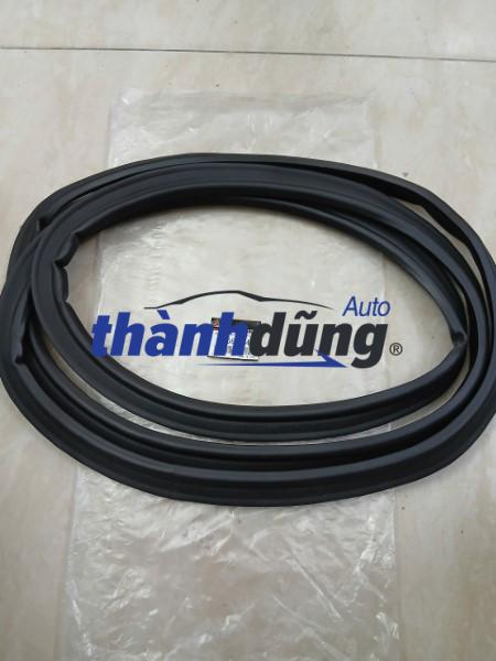 GIOĂNG CỐP SAU XE MITSUBISHI PAJERO 2007 | MB669334