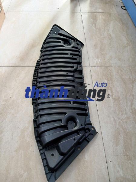 CHẮN BÙN GẦM MERCEDES C350 2010 | 2045200723