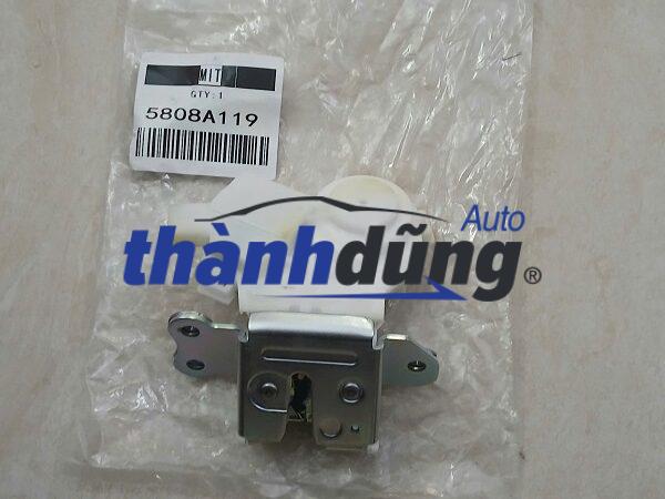Ổ NGẬM CỐP HẬU MITSUBISHI OUTLANDER 2023 | 5808A119