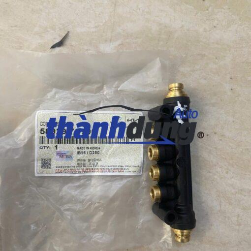 VAN CHIA HƠI XE HYUNDAI HD160 | 589297C700