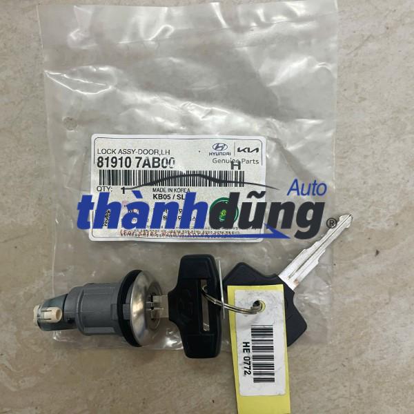 Ổ KHÓA CÁNH CỬA XE HYUNDAI HD1000 | 819107AB00