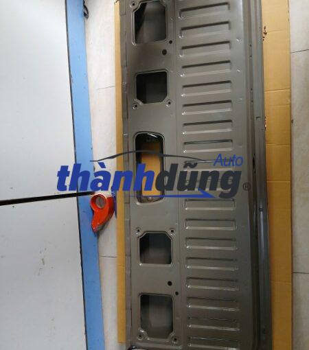 ỐP THÙNG SAU XE MITSUBISHI TRITON 2011 | 6724A013
